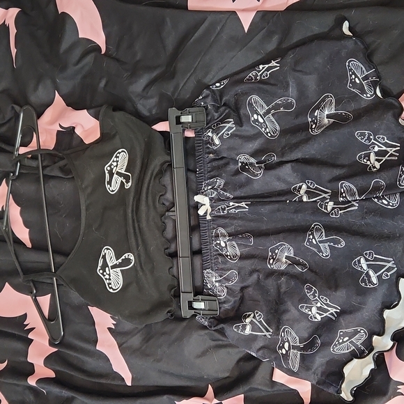 SHEIN Other - Mushroom Print Sleep Set